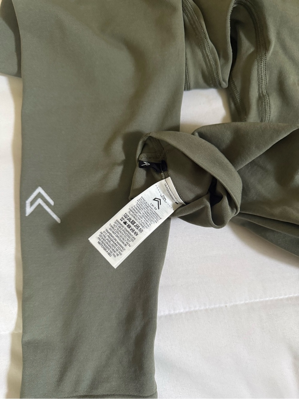 New Oner effortless leggings In alpine green -Waist Olive Green Scrunch Leggings - Picture 3 of 5